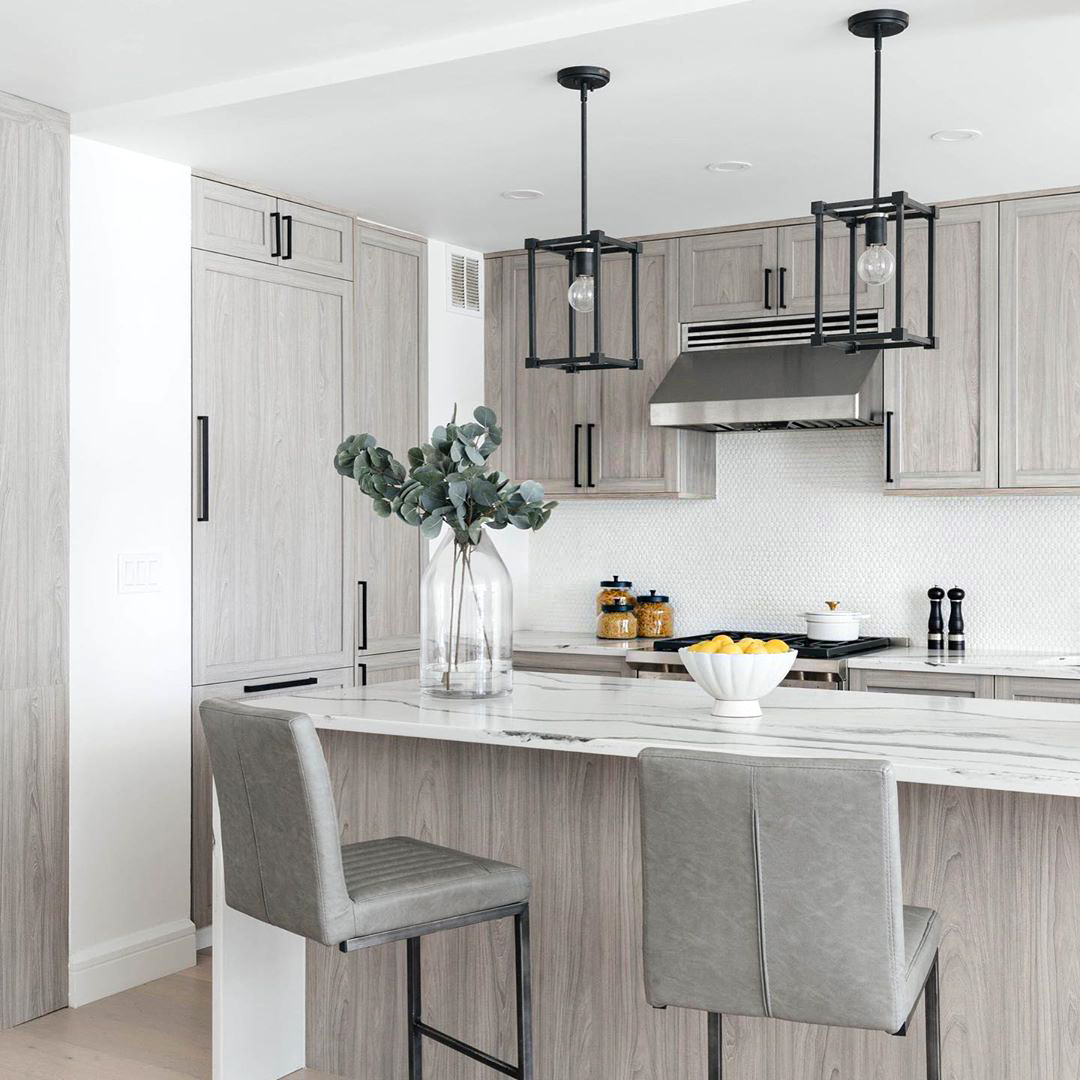 Transitional modern home with kitchen island and white tile backsplash